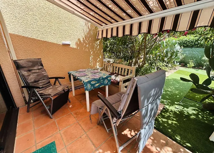 Cap D'agde 4 Couchages Ct170-066 * Agde